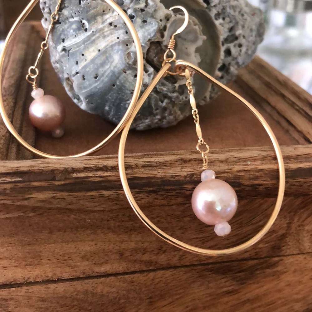 South Pacific gold/pink hue pearl drop earrings